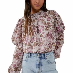 Free People Clarissa Printed Top color  Grey lilac combo
